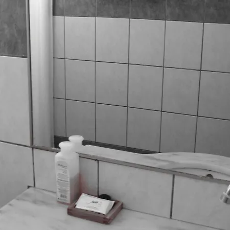 Marko Hotel 2*
