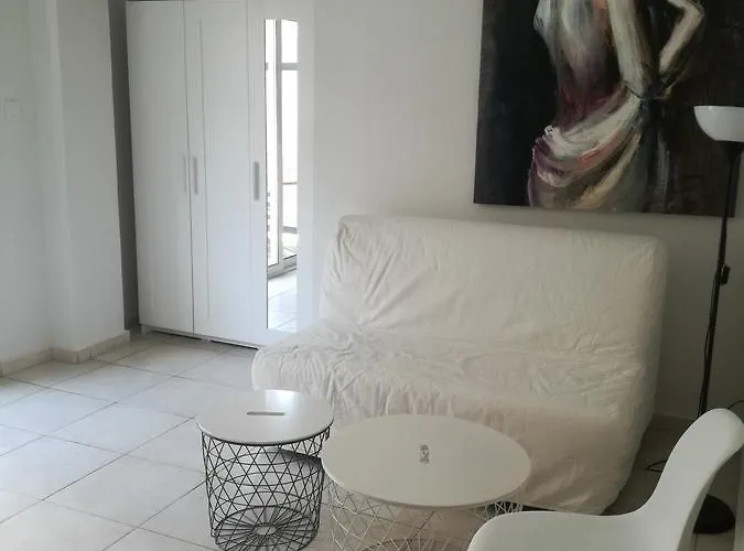 Marko Otel Loutráki